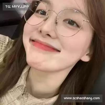 甄歌寒